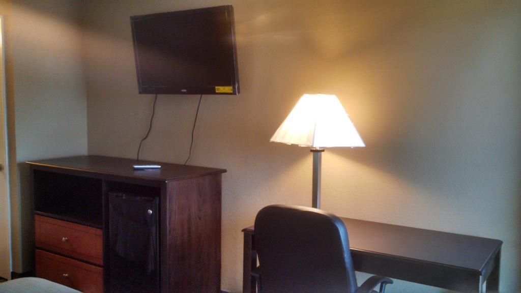 Shell Lake Relax Inn Heth المظهر الخارجي الصورة